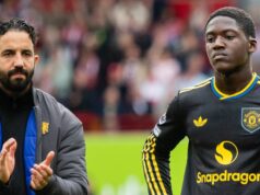 Správy z Man Utd: Kobbie Mainoo sa „rozbúril s Rubenom Amorimom“ ako zúrivá reakcia v zákope Kobbie Mainoo z Manchestru United prichádza pred zápasom Premier League medzi Manchestrom United a Burnley na Old Trafford