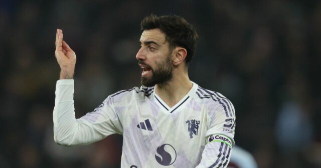 Kapitán a talizman Manchestru United Bruno Fernandes je zranený