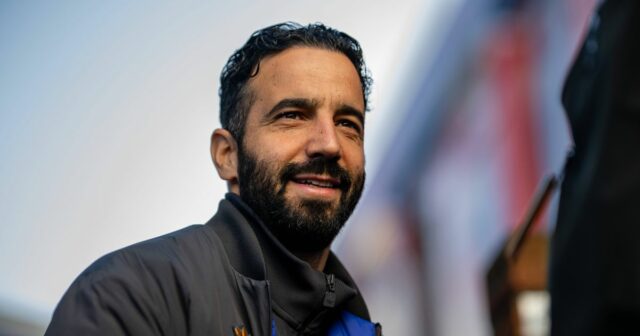 LONDÝN, ANGLICKO - 30. NOVEMBRA: Manažér Manchestru United Ruben Amorim prichádza pred zápasom Premier League medzi Crystal Palace a Manchestrom United v Selhurst Parku 30. novembra 2025 v Londýne v Anglicku. (Foto: Ash Donelon/Manchester United cez Getty Images)