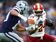 Štát Iowa, štát Kansas sa odhlásil zo zápasov univerzitného futbalu Štát Iowa, štát Kansas sa odhlásil zo zápasov univerzitného futbalu