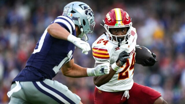 Štát Iowa, štát Kansas sa odhlásil zo zápasov univerzitného futbalu Štát Iowa, štát Kansas sa odhlásil zo zápasov univerzitného futbalu