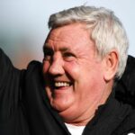 Steve Bruce sa rok po smrti vnuka opäť stáva starým otcom | Futbal | Šport