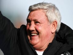 Steve Bruce sa rok po smrti vnuka opäť stáva starým otcom | Futbal | Šport Steve Bruce sa rok po smrti vnuka opäť stáva starým otcom | Futbal | Šport