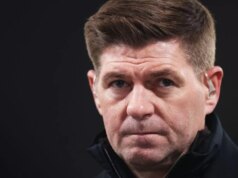 Steven Gerrard povedal Mohamedovi Salahovi, kde presne stojí na Liverpoolskom pľuvaní – „Zle“ Steven Gerrard vyjadril svoj verdikt o výbušných komentároch Mohameda Salaha