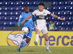 Strední obrancovia na radare Colo Colo Download app from appStore