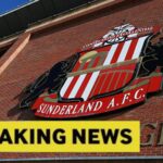 André Luiz z Rio Ave FC beží s loptou počas zápasu Primeira Ligy medzi AVS a Rio Ave FC na Estádio do Clube Desportivo das Aves na...