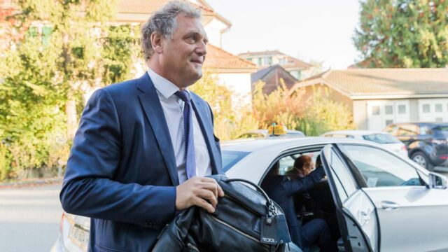 Švajčiarsky súd zamietol odvolanie bývalého riaditeľa FIFA proti odsúdeniu za korupciu
