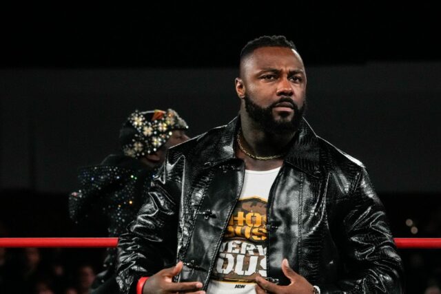 Swerve Strickland posiela po AEW Dynamite záhadnú správu Swerve Strickland posiela po AEW Dynamite záhadnú správu