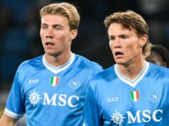 Talianska tlač privítala Rasmusa Hojlunda a Scotta McTominayho ako ex-spojenú dvojicu žiariacu proti Juventusu Talianska tlač privítala Rasmusa Hojlunda a Scotta McTominayho ako ex-spojenú dvojicu žiariacu proti Juventusu