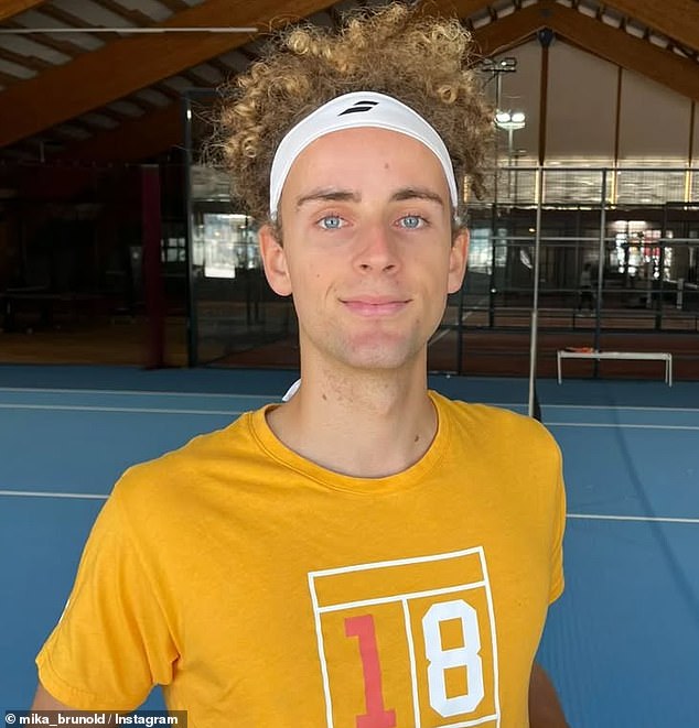 Tenisová hviezda Mika Brunold robí emocionálne vyhlásenie, keď odhaľuje pravdu Vychádzajúca tenisová hviezda Mika Brunold (na obrázku) vyšiel ako gay po tom, čo predtým cítil tlak, aby „zostal ticho“ počas súťaženia na ATP Tour.