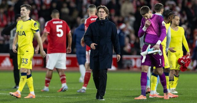 Tottenham okamžite poslal Thomasovi Frankovi žiadosť o odvolanie po strate Forest | Futbal | Šport
