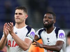 Tottenham potvrdil tím vs Crystal Palace – Richarlison a Danso začínajú s Kotom Takaiom na lavičke Micky Van Venovi a Kevi Danovi O Tottenhamovi (foto s Robbe Jayom Jayom Jayom - AMA/ Getty Images)
