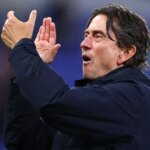 Thomas Frank, manažér Tottenhamu Hotspur, naplno oslavuje po zápase Premier League proti Evertonu