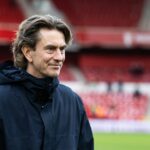 Manažér Tottenhamu Thomas Frank sa pozerá pred zápasom Premier League proti Nottinghamu Forest