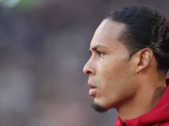 Tréner Liverpoolu začal obhajovať ‚trosky‘ po kritike Virgila van Dijka Virgil van Dijk počas Liverpoolu vs Sunderland v decembri 2025