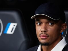 Trent Alexander-Arnold podporuje Mo Salaha ako bývalá hviezda Liverpoolu, ktorá vyslala jasné dvojité posolstvo Trent Alexander Arnold z Realu Madrid