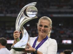 Trojnásobná trénerka žien, ktorá vyhrala EURO, Sarina Wiegman, udelila čestné ocenenie Trojnásobná trénerka žien, ktorá vyhrala EURO, Sarina Wiegman, udelila čestné ocenenie