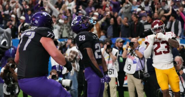 Trójski veteráni odpálili Lincoln Riley, USC po kolapse misy
