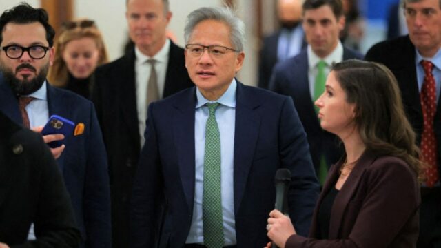 Trump otvára cestu pre predaj výkonných čipov Nvidia H200 do Trump otvára cestu pre predaj výkonných čipov Nvidia H200 do Číny | Obchod a ekonomika