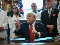 Trump podpísal príkaz na preklasifikovanie marihuany, zmiernenie obmedzení výskumu | Správy Donalda Trumpa Trump podpísal príkaz na preklasifikovanie marihuany, zmiernenie obmedzení výskumu | Správy Donalda Trumpa