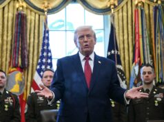 Trump podpísal výkonný príkaz označujúci fentanyl za „zbraň hromadného ničenia“ | Správy Donalda Trumpa Trump podpísal výkonný príkaz označujúci fentanyl za „zbraň hromadného ničenia“ | Správy Donalda Trumpa