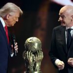 Trump si na žrebovaní majstrovstiev sveta prevzal cenu FIFA za mier