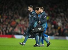 Tyler Adams vypadol 2 až 3 mesiace so zranením kolena a mohol by vynechať posledné medzinárodné okno USMNT pred majstrovstvami sveta Stredopoliar Bournemouthu Tyler Adams utrpel zranenie MCL proti Manchestru United. (Foto Peter Powell / AFP cez Getty Images)