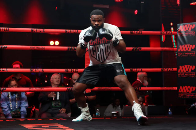 Tyron Woodley sa po boji Andersona Silvu zaujímal o Nicka Download app from appStore