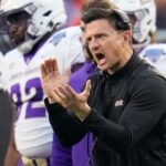 UCLA oficiálne najíma Boba Chesneyho, ale kto sa k nemu pridá?