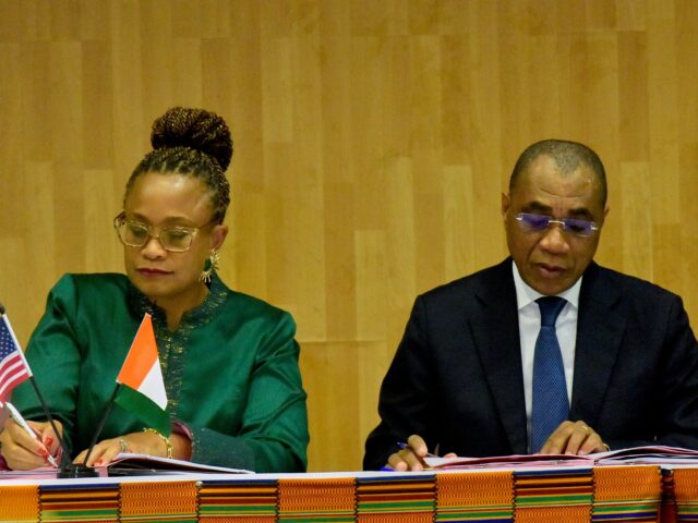 USA a Pobrežie Slonoviny podpísali dohodu v hodnote 480 miliónov dolárov v rámci stratégie pomoci „Amerika na prvom mieste“ | Správy Donalda Trumpa
