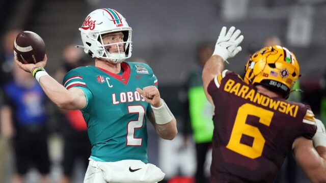 Uniformy pre bowlingové hry v Novom Mexiku sa stali veľkým Uniformy pre bowlingové hry v Novom Mexiku sa stali veľkým víťazom