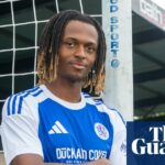 Útočník Macclesfield Ethan McLeod, 21, zomrel pri autonehode | Macclesfield