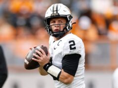 Vanderbilt AD vydal vyhlásenie po hlasovacom vtipe Diega Pavia Heismana Vanderbilt AD vydal vyhlásenie po hlasovacom vtipe Diega Pavia Heismana