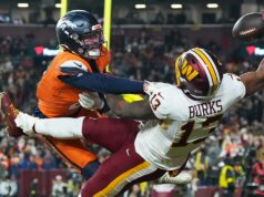 Veliteľský Treylon Burks robí neuveriteľný úlovok TD jednou rukou Veliteľský Treylon Burks robí neuveriteľný úlovok TD jednou rukou