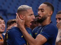 Veteránska dvojica je bližšie k odchodu Manchestru United Veteránska dvojica je bližšie k odchodu Manchestru United