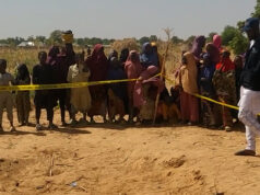 Video: Nigérijčania v dedine bombardovanej USA opisujú, čo sa stalo | Donald Trump Video: Nigérijčania v dedine bombardovanej USA opisujú, čo sa stalo | Donald Trump