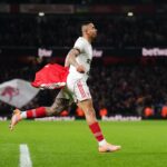 Ježišov neskorý gól bol najlepší v noci, keď Gunners položili latku svojim rivalom o titul (AP)