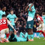 Sakaove dva krížiky viedli k vlastným gólom Wolves (AFP/Getty)