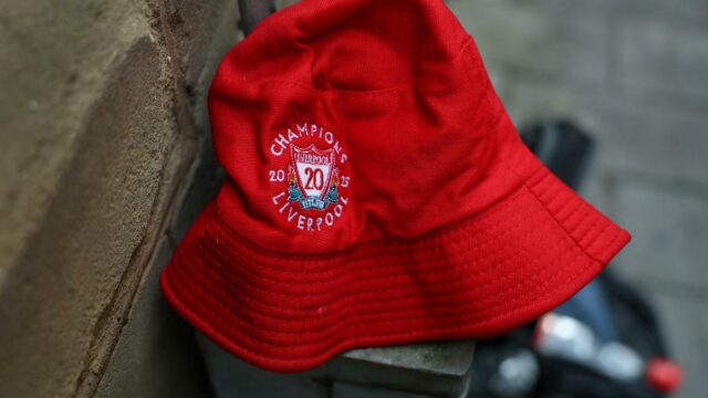 Vodič, ktorý sa predieral davom na víťaznej prehliadke Liverpoolu, bol Vodič, ktorý sa predieral davom na víťaznej prehliadke Liverpoolu, bol odsúdený na viac ako 20 rokov