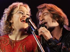 Vysvetlenie konca piesne Sung Blue: Čo sa stalo Mikeovi? Song Sung Blue (obrázok cez funkcie zaostrenia)