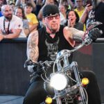 WWE HoFer The Undertaker pracuje v zákulisí