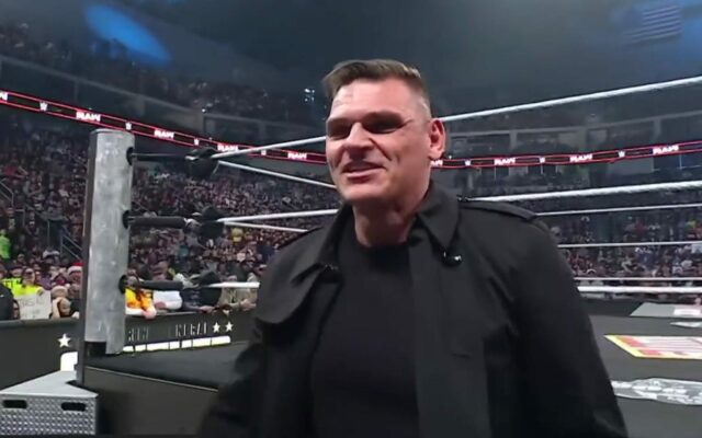 (WWE RAW Spoilers) Gunthera prerušili 2 legendy WWE, pretože obrovský odvetný zápas je škádlení
