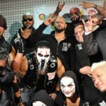 WWE údajne ponúka zmluvy dvom členom Bullet Clubu, ktorí sú momentálne šampiónmi