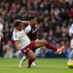 Watkins dúfa, že sklame svoju rodinu proti Arsenalu