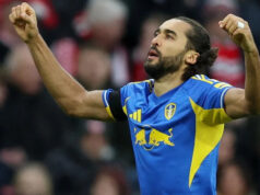 „Watkins má výhodu – ale Calvert-Lewin by sa ešte mohol dostať na majstrovstvá sveta“ Angličan Dominic Calvert-Lewin oslavuje druhý gól svojho tímu počas kvalifikačného zápasu na MS 2022 v Katare medzi Anglickom a San Marínom.