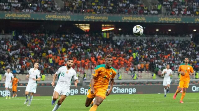 Wilfried Zaha späť s Pobrežím Slonoviny, aby obhájil titul Afrického Wilfried Zaha späť s Pobrežím Slonoviny, aby obhájil titul Afrického pohára národov pred majstrovstvami sveta 2026