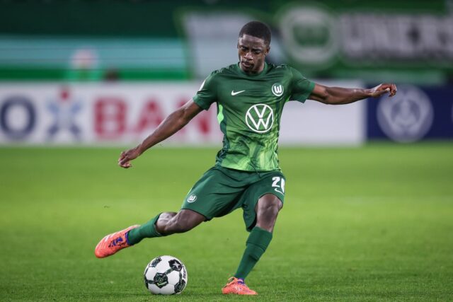 Wolfsburg aktivuje nákupnú klauzulu v dohode Saela Kumbediho
