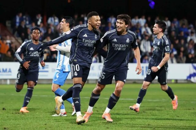 Xabi Alonso vysvetľuje, že Kylian Mbappé odohral 90 minút za Real Madrid vs Talavera
