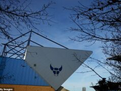 Zápasníci šampionátu odvolali manažéra dva dni pred Vianocami po tom, čo sa dostali do zóny zostupu Zápasníci šampionátu odvolali manažéra dva dni pred Vianocami po tom, čo sa dostali do zóny zostupu