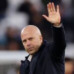 Tréner Liverpoolu Arne Slot oceňuje hostí vo West Hame